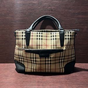 Burberry Purse. Needs TLC